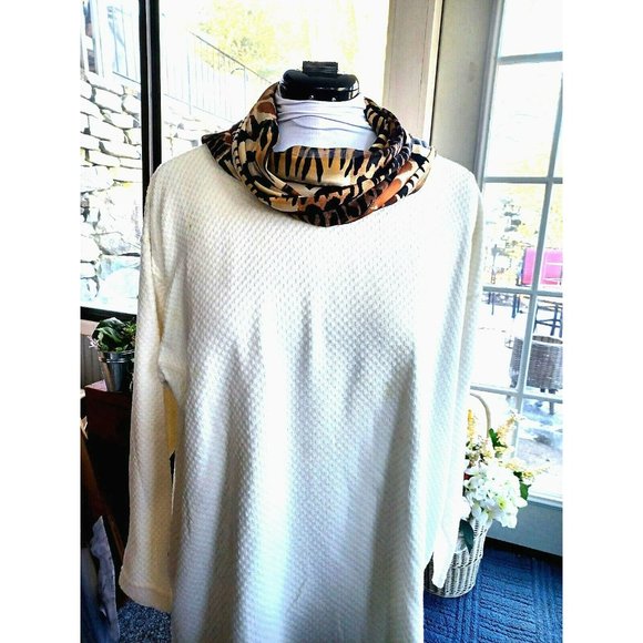 New York Style Tops - Women's Waffle Pullover Size L Off White New York Style Layering Leisure Casual
